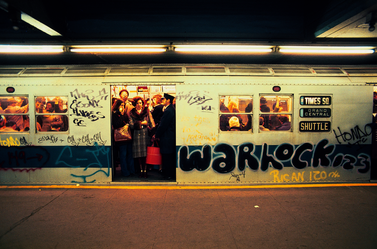 Jon Naar: El Graffiti en el paisaje urbano - Mainstream