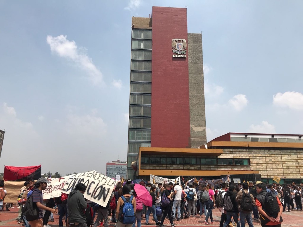 UNAM: La descomposición evitable