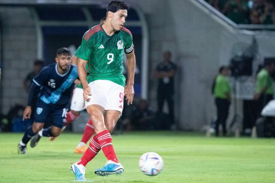 Los goles con los que México gana 2-0 a Guatemala en partido amistoso